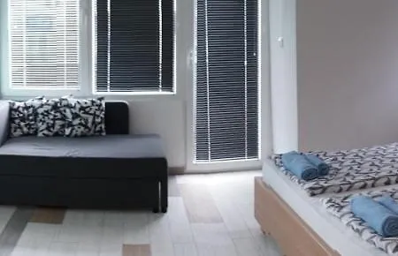 Aparthotel Siesta Srebrno Jezero 3*